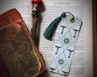 Mushroom Sun Bookmark | Cottage Garden Green Tassel