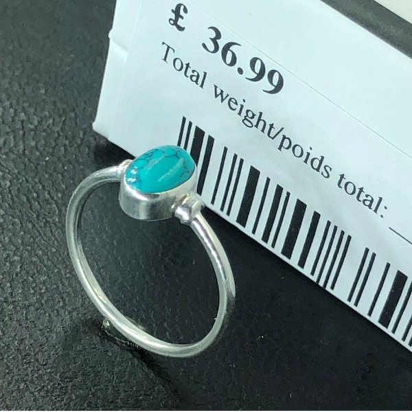 Magnifique bague ovale TURQUOISE en argent sterling 925 avec pierres précieuses de Rios London. Cadeau unique d'anniversaire, d'anniversaire ou de mariage dans une belle boîte cadeau