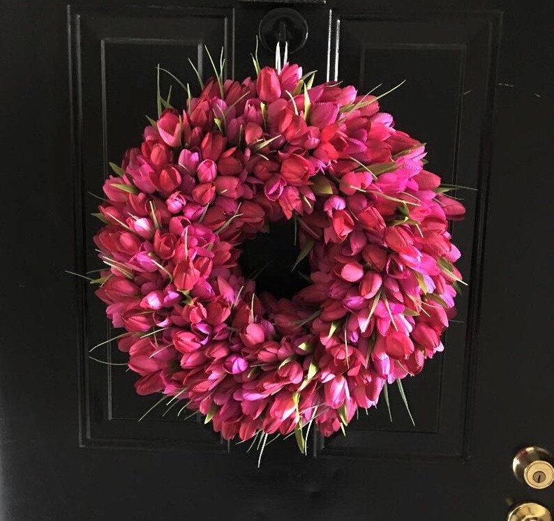 Everyday Floral Wreath Easter Wreath Pink Tulip Summer Wreath Door Decor Purple and Wine Tulip Wreath Mother/'s Day Gift Spring Wreath