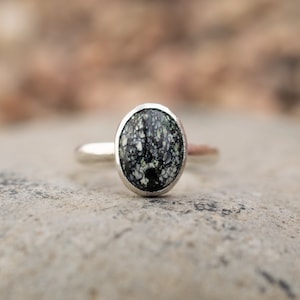 Silver & Black Turquoise Stacker Ring, size 6 image 1