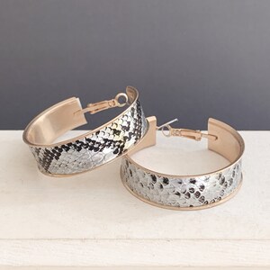 35mm Snakeskin Acetate Hoop Earrings: Geometric Statement Jewelry