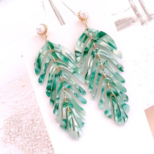 Tropical Leaf Earrings, Monstera Earrings, Palm Tree Statement Earrings, Lightweight, Bridesmaid Jewelry Gift for Her, Best gift for mom Green Leaf