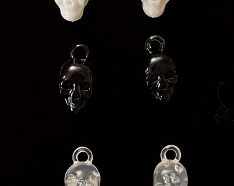 Charms, Plastic, Bubblegum Vending, Vintage, Skull Charms, Assorted Colors, (Set of 6)
