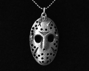 Jason Voorhees Mask Necklace - Friday the 13th