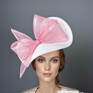 Light pink and white kentucky derby fascinator hat, pink ascot hat, bow horse races fascinator, pale pink luncheon hat, woman races hats
