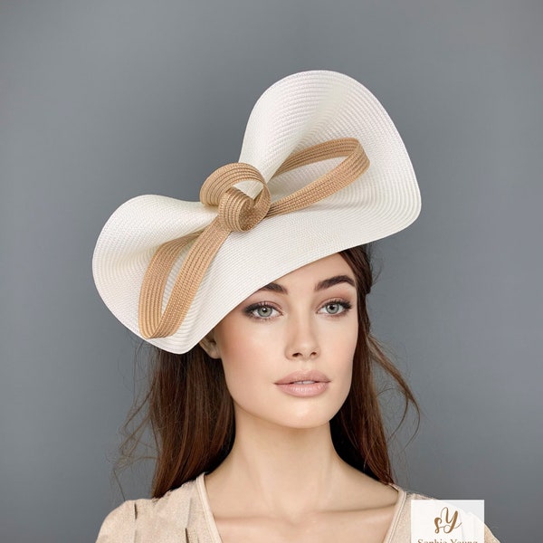 Cream and camel derby fascinator, gold ascot hat,Beige kentucky derby hat, Ivory wedding hat, Gold ascot fascinator, womens races hats, bow