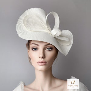 Elfenbein Derby Fascinator, Beige Ascot Hut, Creme Kentucky Derby Hut, Hochzeitshut, Ascot Fascinator, Frauenrennen Hüte, Schleifen Fascinator