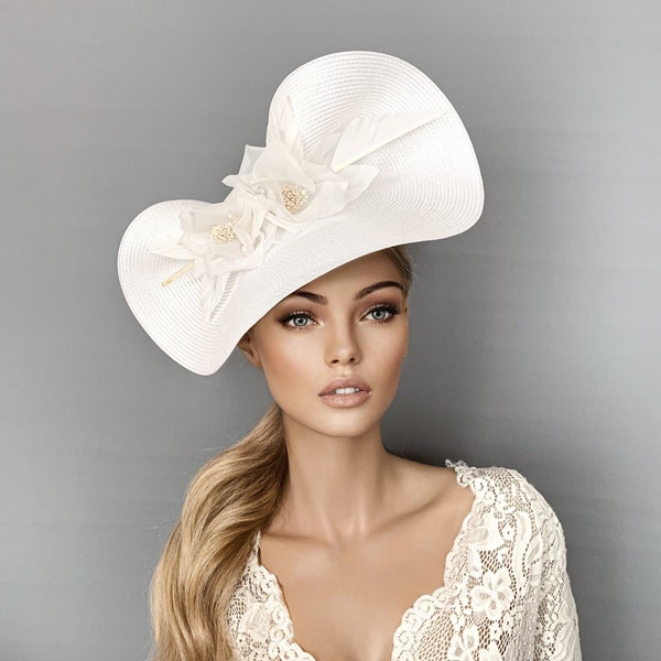 Bibi blanc, chapeau de course floral blanc, chapeau derby, chapeau Royal Ascot, chapeau de déjeuner, chapeau derby du Kentucky, chapeau de grande occasion, mariages