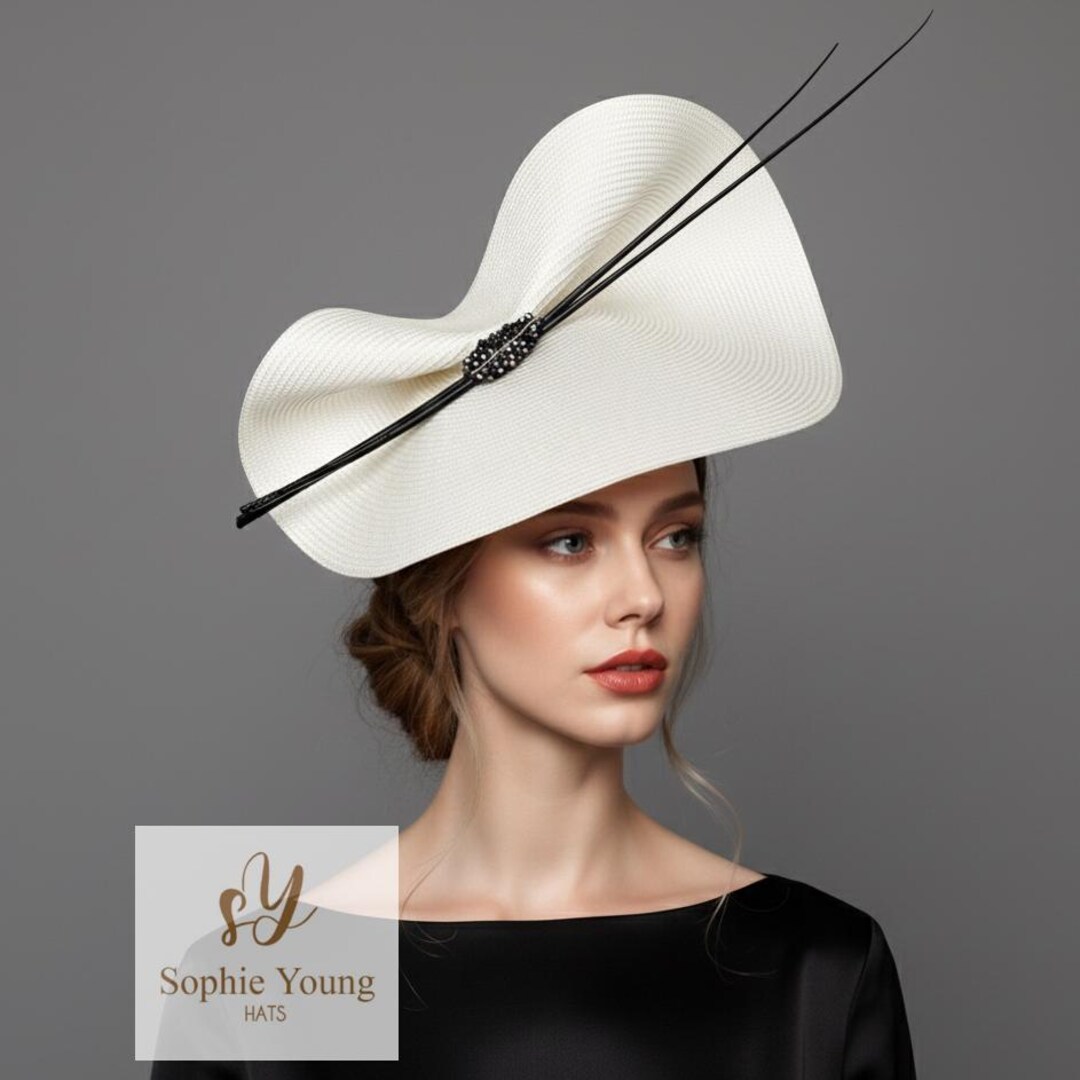 Ivory Fascinator With Black Feathers and Crystals • Elegant  display picture 3