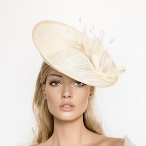 Ivory hat, race day hat, Ivory  fascinator, Beige royal ascot hat,  kentucky derby hat, race hat, wedding hat, cocktail hat, wedding hat