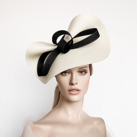 uitzending Catastrofaal Graveren Blak and White Derby Fascinator Black Ascot Hat Beige - Etsy