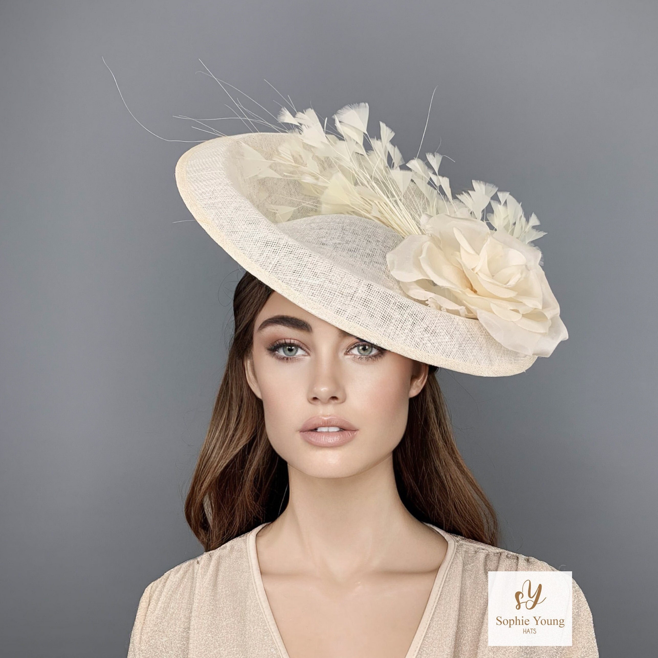 Cream Royal Ascot hat, Ladies day races hat, oaks day Kentucky derby hat beige, Woman wedding hat mother groom, Kate Middleton hat big races