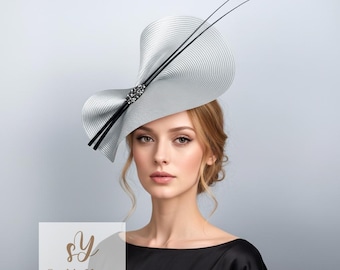 Elegant Grey Wedding Hat for Woman With Feathers, Feathers  display picture 3