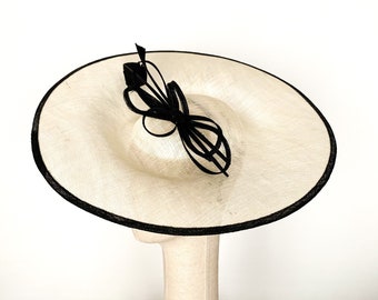 Ivory Wide Brim Kentucky Derby Hat With Black Trim, Elegant  display picture 1