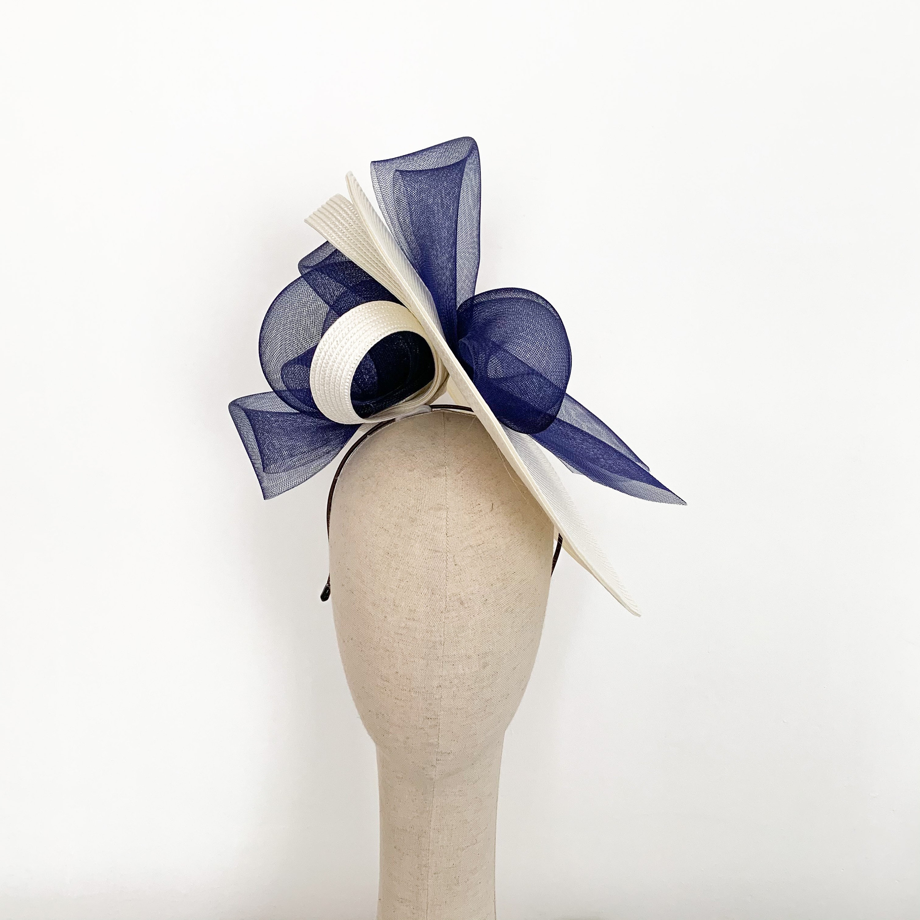 Allsorts Navy Fascinator – Haarreif Mit Marineblauem Fascinator, Perfekt Für Hochzeiten, Rennen & Festliche Anlässe