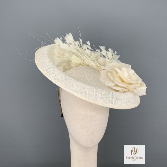 Allsorts Cream Beaded Beak Clip Fascinator – Perlen-Fascinator Für Hochzeiten, Royal Ascot & Damen-Events
