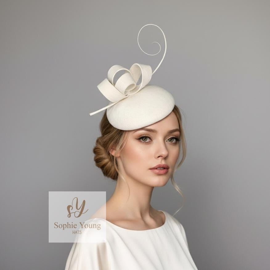 Felt Pillbox Ivory - Etsy display picture 3