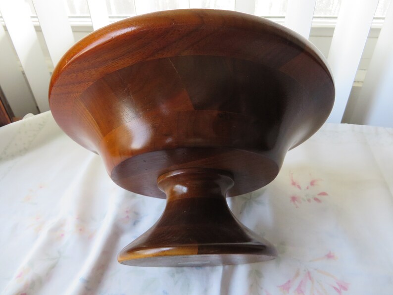 Cabin Decor Country Decor Farmhouse Decor Beautiful Solid Walnut Fruit Bowl Vintage Wooden Fruit Bowl Large Turned Wood Fruit Bowl