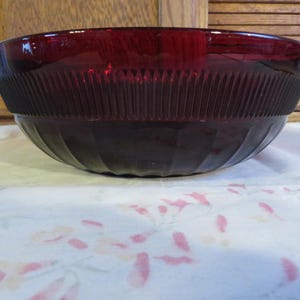 Anchor Hocking Bowl - Ruby Red Coronation Two Handled Bowl - Berries or Fruit Salad Bowl - Ridge Pattern Sides - Starburst Bottom - #1695