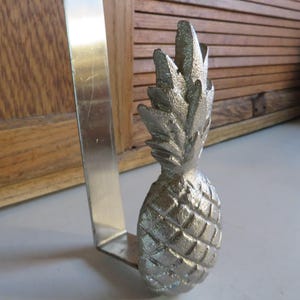 Pineapple Door Wreath Hanger - Brushed Aluminum Wreath Holder with Cast Aluminum Pineapple - Door Hook for Wreath - Cottage Decor - #1782