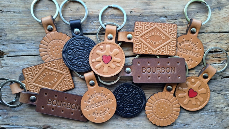 Digestive Key Ring Digestive Biscuit Handmade Leather Keyring | Sweetmeal Biscuit Gift ...