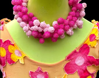 Handcrafted Glass Bead Choker: Boho Tropical Art to Wear
