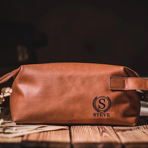 Leder Dopp Kit für Männer, individuelle Herren Kulturtasche, personalisierte Trauzeugen Geschenke, Trauzeuge Geschenk, Bräutigam Geschenke, Freund Geschenk für ihn