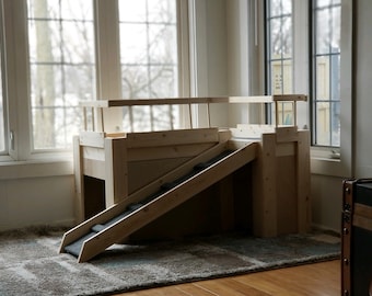 Il letto per cani rialzato in legno "Junior" con rampa e cuccia, piattaforma rialzata per letto per cani, mobili per animali domestici, cuccia per cani, trespolo per finestra, cane da appartamento