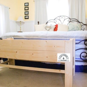 Daybed Dog Bed-The ORIGINAL!! Raised Elevated The "Charlie"- Dog Bed Platform with 2 Raised Sides Daybed Dog Ramp Foot of the Bed