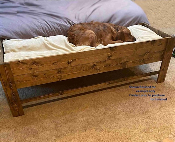 The busterthe ORIGINAL King Size Dog Bed Platform, Dog Bed Extender Wood  Raised Elevated Dog Bed Platform of the Bed 