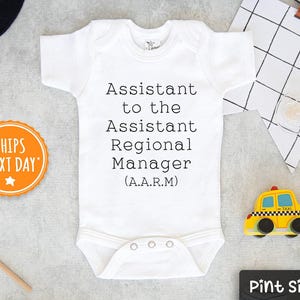 Assistant to the Assistant Regional Manager Onesie® - Funny TV Show Baby Onesie® Bild 1