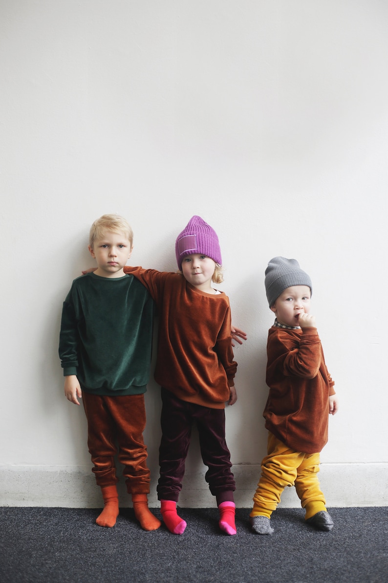 Cuddly unisex trousers made of velvet organic cotton