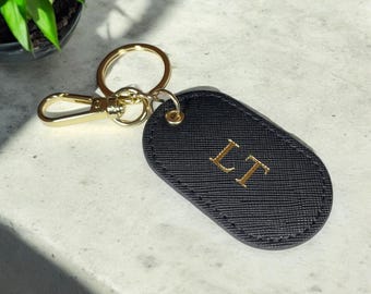 Personalised Oval Keyring | Personalised leather keychain | Black Leather Keychain | Personalised Gift