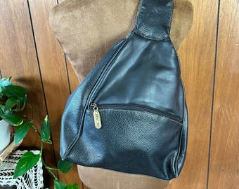 Sac à bandoulière Cherokee noir en similicuir grainé