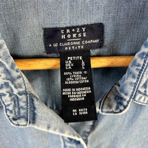 Vintage Crazy Horse Liz Claiborne Petite Large Denim Shirt Blue Tencel L afbeelding 7