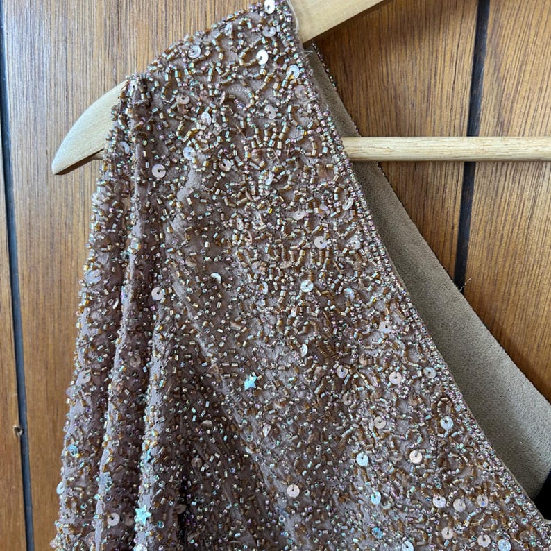 Vintage Adrianna Papell Boutique Beaded Sequin Asymmetrical Hem Top afbeelding 7