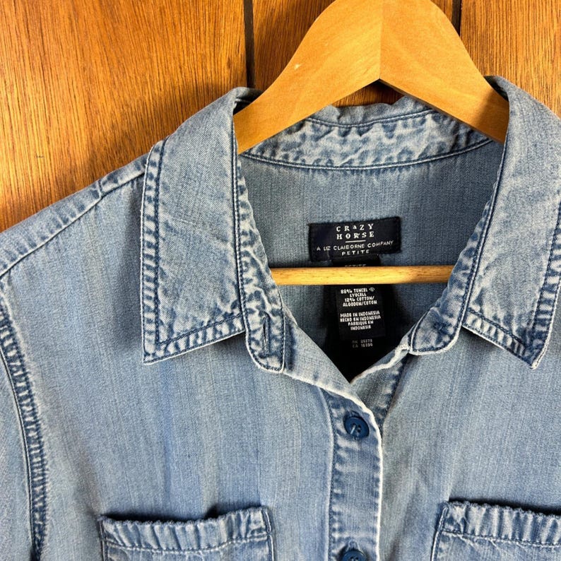 Vintage Crazy Horse Liz Claiborne Petite Large Denim Shirt Blue Tencel L afbeelding 4