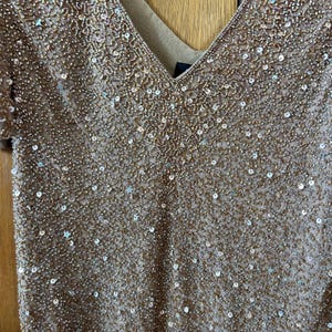 Vintage Adrianna Papell Boutique Beaded Sequin Asymmetrical Hem Top afbeelding 8