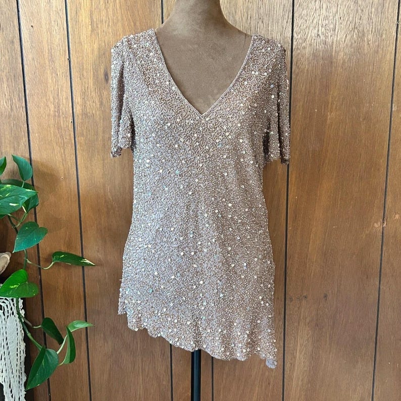 Vintage Adrianna Papell Boutique Beaded Sequin Asymmetrical Hem Top afbeelding 1