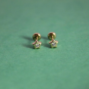14k Gold Cubic Zirconia Star Stud Earrings