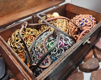 ¡Bolsa de dados de cota de malla, eslabones cortados a mano!