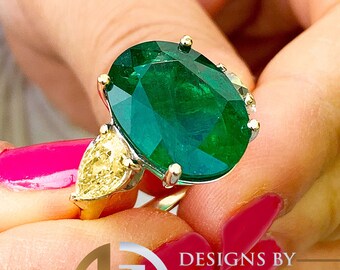 Green Oval Cut Emerald And Fancy Yellow Pear Shape Simulated Diamonds Engagement Ring Three Stone Wedding Ring 14K Solid Yellow Gold 6.00ctw