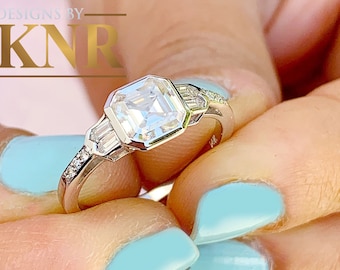 Anillo de compromiso con moissanitas engastadas en bisel, corte Asscher, baguettes centrales y lados redondeados, anillo de bodas de oro blanco macizo de 14 quilates, 1,40 cts.