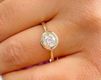 14K Solid Yellow Gold Round Cut Moissanite Engagement Ring Bezel Set Wedding Bridal Set 1.00ctw