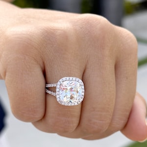 Cushion Cut And Round Cut Diamond Engagement Ring IGI Certified 14k Solid White Gold Halo Wedding ring Split shank Bridal Ring 4.70ct G-VS2
