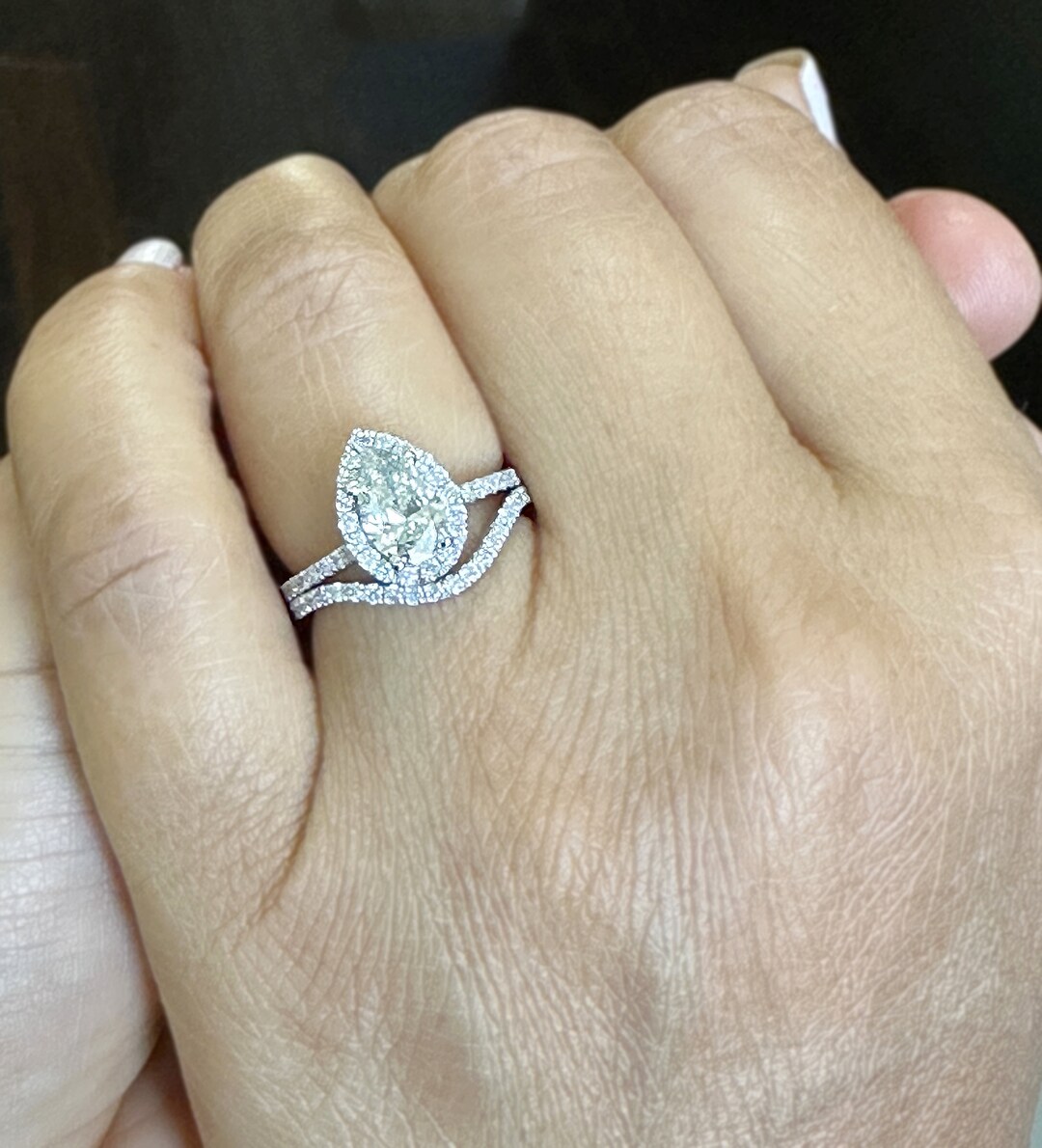 Pear Shape and Round Cut Diamonds Engagement Ring and Band IGI ...