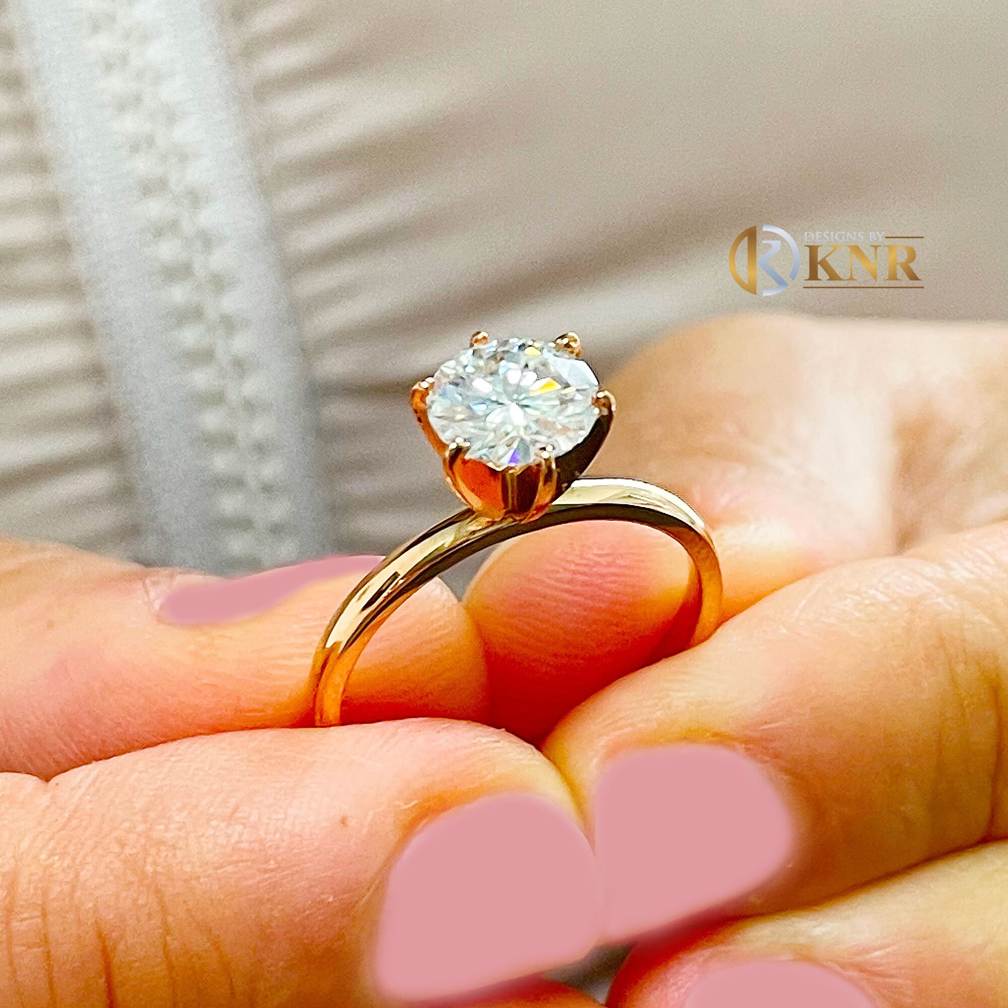 ラウンドカット模造ダイヤモンドエンゲージリング 6本爪セット 結婚