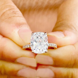 Rectangular Cushion Cut Moissanites And Round Cut Sides Engagement Ring Women&#39;s Wedding Ring Minimalist Bridal Ring 14K Solid Rose Gold 4.25