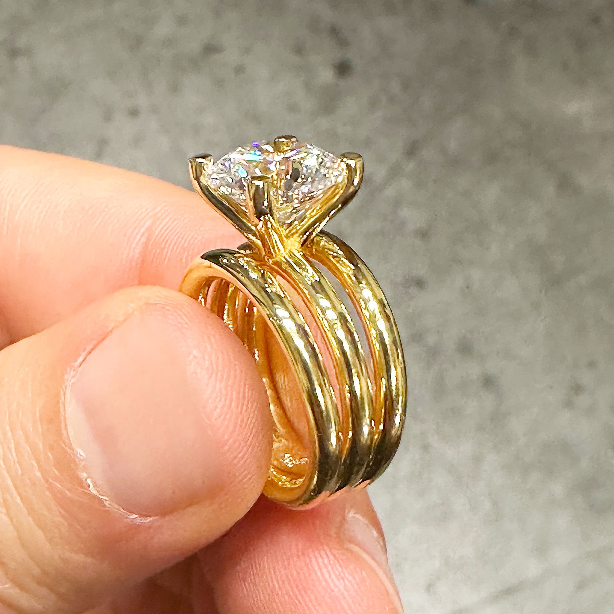 Gram Gold Ring Hong Kong