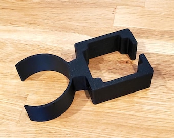 Z stage vacuum hose clamp for CNC machines